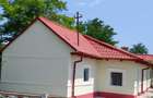 Casă cu 4 camere în Corbu - 1