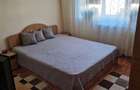 Apartament 2 camere, km 5, decomandat, etaj 3