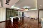 Apartament Premium | 250 mp | 3 Dormitoare | 2 Terase | 2 Parcari - 2