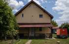 Casă de vânzare cu 3 camere cu curte generoasă - 3