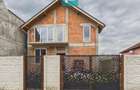 Casa P+M la rosu cu 767 mp teren - Parneava