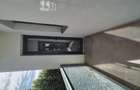 Proprietar, vand apartament de 2 camere.