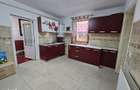 Casa in Roman , zona Liceului nr. 2 ( Vasile Sav) - 13