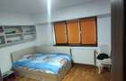 Inchiriez apartament cu 3 camere Resita centru - 2