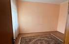 Casa cu 4 camere, pivni?a ?i teren 221 mp,curte individuala