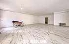 Spatiu Comercial Modern, Parter, 135 mp, 4 Parcari, Bulgaria