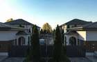 REV2005875 Tunari l Complex rezidential nou l Vile parter 4 camere - 2