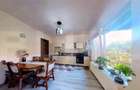 Casa de vanzare, 175 mp, teren 6 ari, zona Unirii