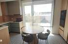 Penthouse cu 3 camere 3 bai si terasa 88 mp in zona Lazaret