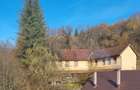 Cabana de vanzare, complet mobilata, ideala pentru relaxare sau invest - 9