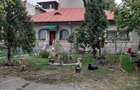 Vand casa cu teren, Campulung-Muscel, central, vizavi de pia?a, 140.000 - 7