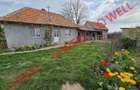 Casa de vanzare in Santionlunca! - 10