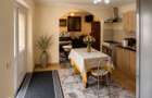 Casa 86 mp utili + 266 mp curte, Orlat zona foarte linistita, 18 m - 1