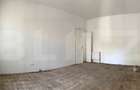 Apartament ultracentral, cu 3 camere, Curte Comuna