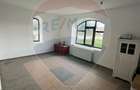 Pensiune/Casa cu 18 camere de vanzare in Campulung Moldovenesc - Campulung Moldovenesc (Suceava)
