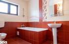 Casa / Vila cu 5 camere de vanzare - 18