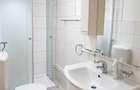 vand casa , 6 camere , 2 bai , curte , anexe . - 1