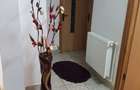Apartament cu 4 camere decomandat în Popoveni - 1