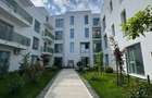 Complet nou! Suprafata mare, vedere gradina interioara + loc parcare