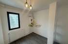 Apartament renovat 2 camere etaj 3 de vanzare Bacau - 5