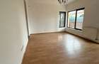 Casă cu Teren 250 Mp în Central - 5