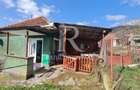 Casă din cărămidă | Teren 800 mp | Anexe tradiționale | Magura-Toplita