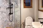 Corbeanca **Vila cu teren de 1.029 mp, gradina matura ?i terase Com 0