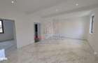Vila triplex 4 camere si teren Barnova