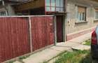 Casă cu 2 camere cu Teren 220 Mp în Central - 2