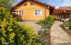 Proprietate 3 camere + studio independent, gradina, curte, Cristesti,