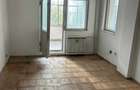 Proprietar vand apartament 3 camere Craiovei-an constructie 1992