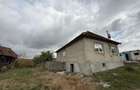 Vand casa cu teren in localitatea Stracos - 3