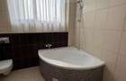 Apartament 4 camere de inchiriat Ultracentral Bd. Mamaia, bloc nou - 1