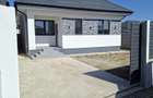 Casa noua ,moderna,pe parter confort ,liniste si spatiu perfect !! - 1