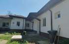 Casa de vanzare in Ploie?ti - 13