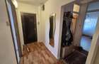 Vand apartament 3 camere Micro 4 - 6