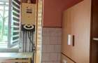Vand apartament , 2 camere , parter , micro 1 , Aleea Pinilor - 10