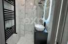 Apartament de vanzare 3 camere , Micro 8 ,et 1