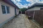Oportunitate Rara: 3 Case in Aceea?i Curte| 66.000 euro - 20