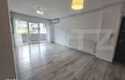 Apartament 3 camere, 66 mp, zona Micro 3 - 10