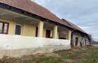 Casa situata in orasul Targu-Carbunesti , Localitatea Flor - 10