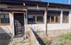 Casa-vila si teren in Nanov - 20