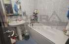 Apartament cu 2 camere, 50 mp, etaj intermediar, parcare, zona Pertrom - 3