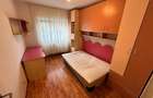 Ofer spre vanzare Apartament 3 Camere + Hol in zona centrala Et. 2 - 4