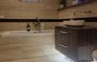 Inchiriez apartament cu gradina - 3
