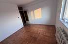 Apartament de vanzare cu 3 camere - 2