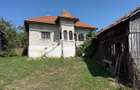Casa traditionala cu teren generos si livada ideala pentru renovare - 2