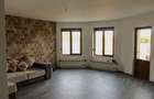 Casa cu teren in Izvin