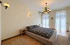 Apartament interbelic cu șemineu și balcon | Lângă Parcul Cișmigiu