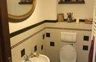 Vila deosebita 350mp, 6 camere, teren 500mp, str Sf Gheorghe, Popesti Leordeni